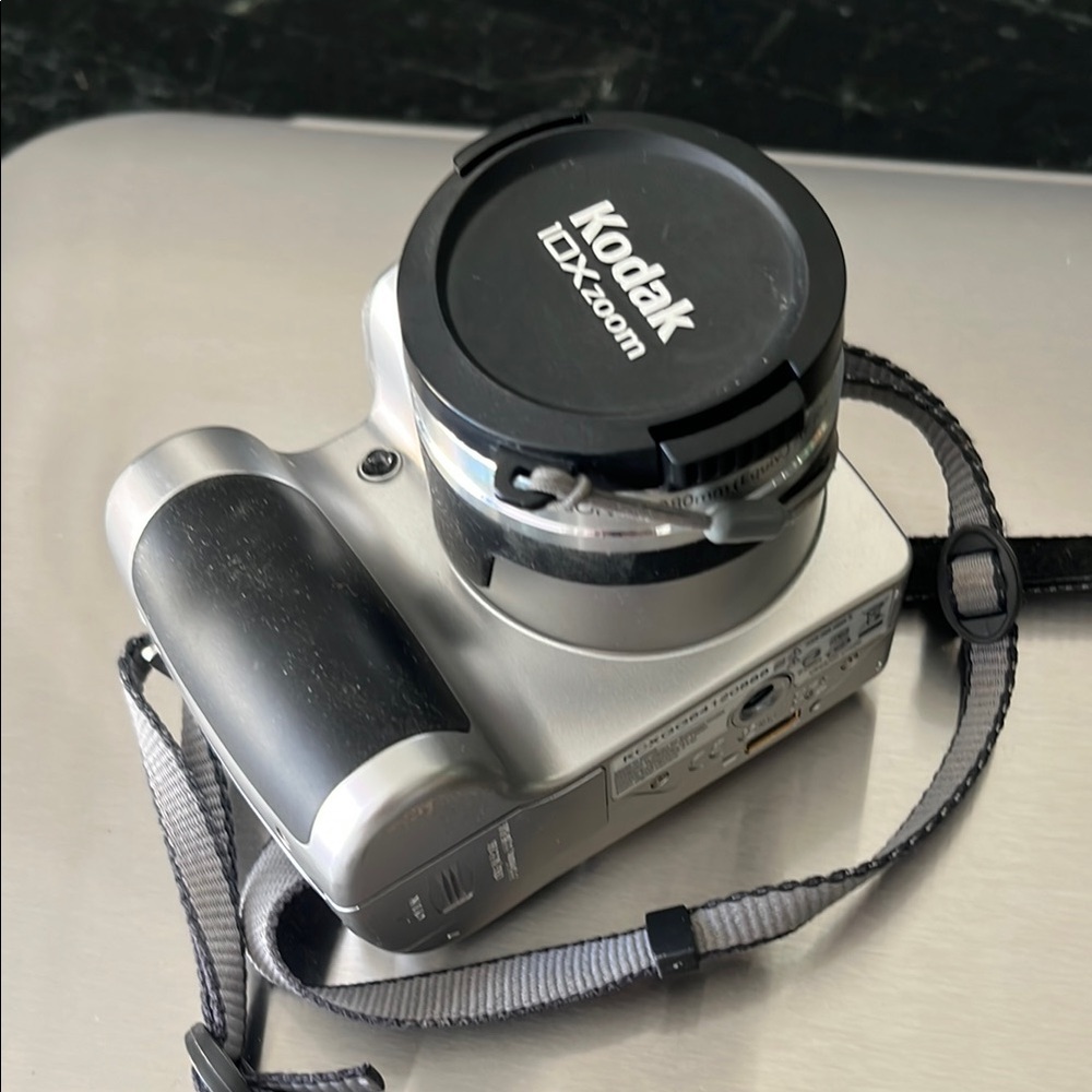 Kodak Silver and Black Compact Digital Camera